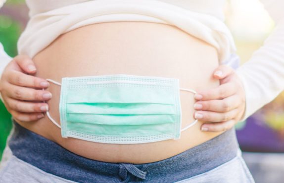 Koronavirüs Hamilelikte Bebeğe Bulaşır mı?