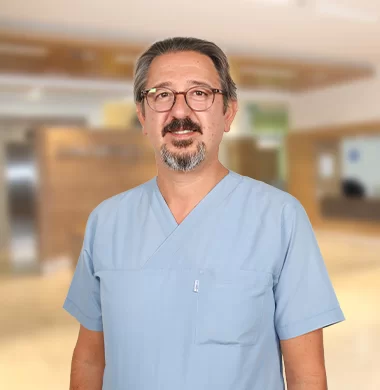Uzm. Dr. Özgür ÖZSOYLAR