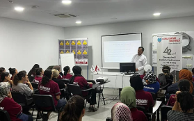 Kadın Hastalıkları ve Doğum Uzmanı Zikri ÖZTÜRK, “Rahim Ağzı Kanseri” Konulu Bilgilendirme Semineri