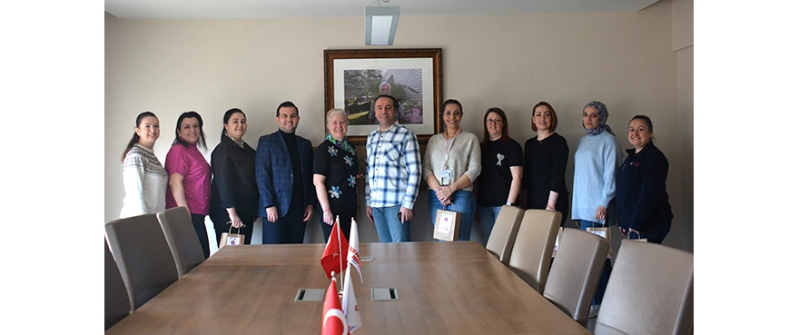 Kadınlar Günü Kutlamamızı Çiçekler ile Yaptık