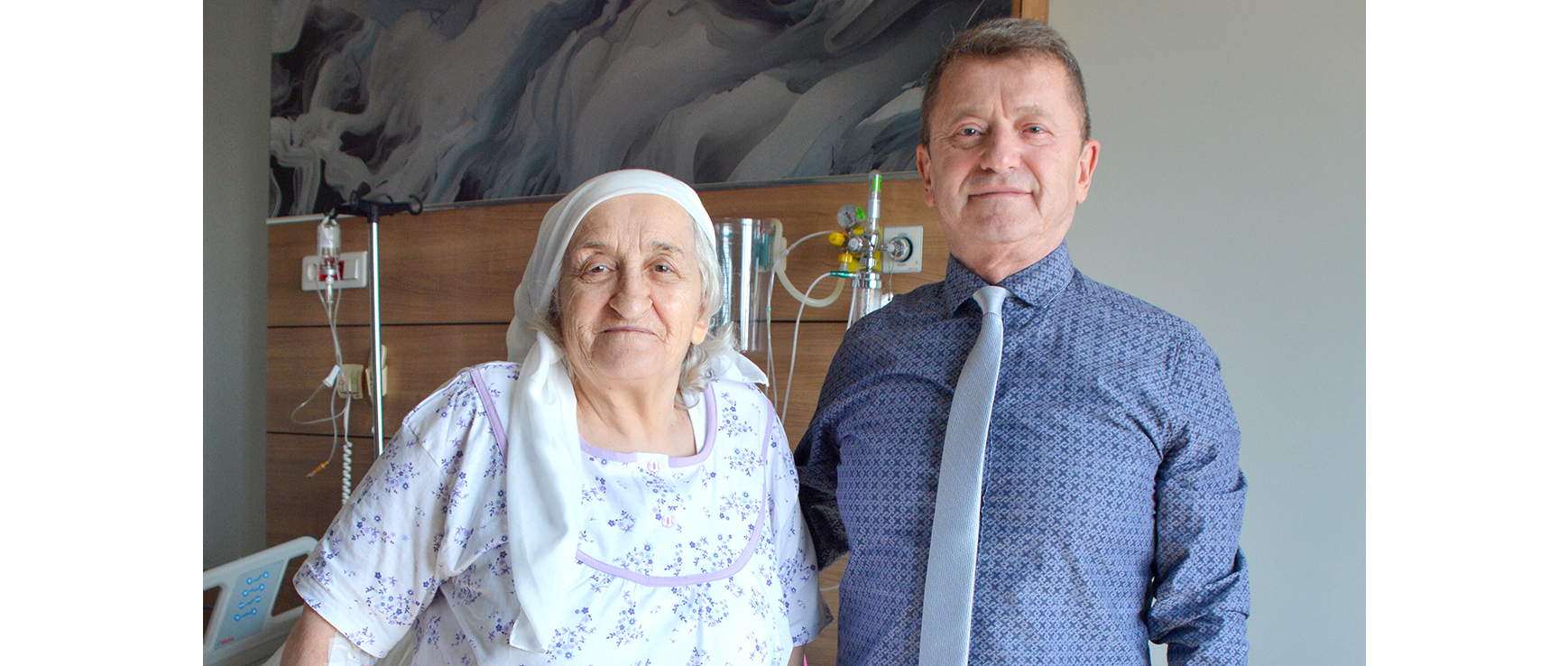 Düşmeye Bağlı Kalça Kırığı Robotik Cerrahi ile Tedavi Edildi