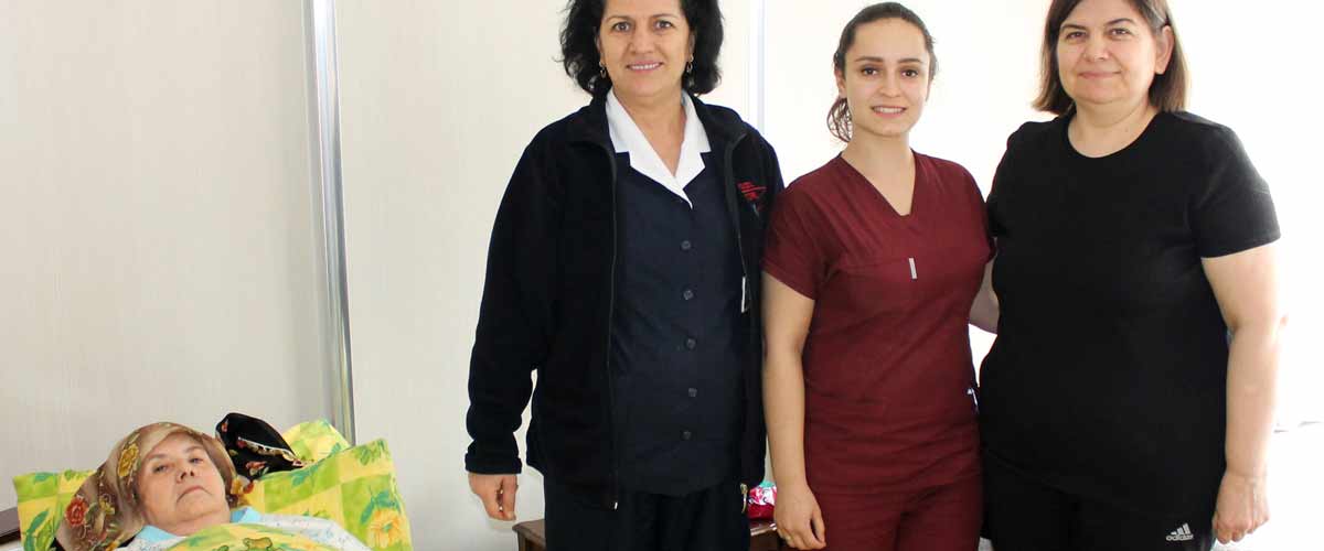 Hastalarımızı Ameliyat Sonrası Evlerinde Yalnız Bırakmıyoruz!