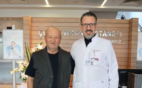 64 Yaşındaki Hastamıza Laparoskopik Parsiyel Nefrektomi (Kapalı Böbrek Tümörü Ameliyatı) Yapıldı.