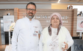 Sağ Böbreği Tamamen Dolduran 5.5 Santimetrelik Taş, Kapalı Yöntem ile Gerçekleştirilen Ameliyat ile Temizlendi.