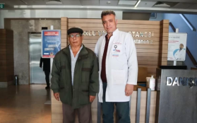 Omuriliğinde Kitle Olan Hasta Ameliyat Sonrası Sağlığına Kavuştu!