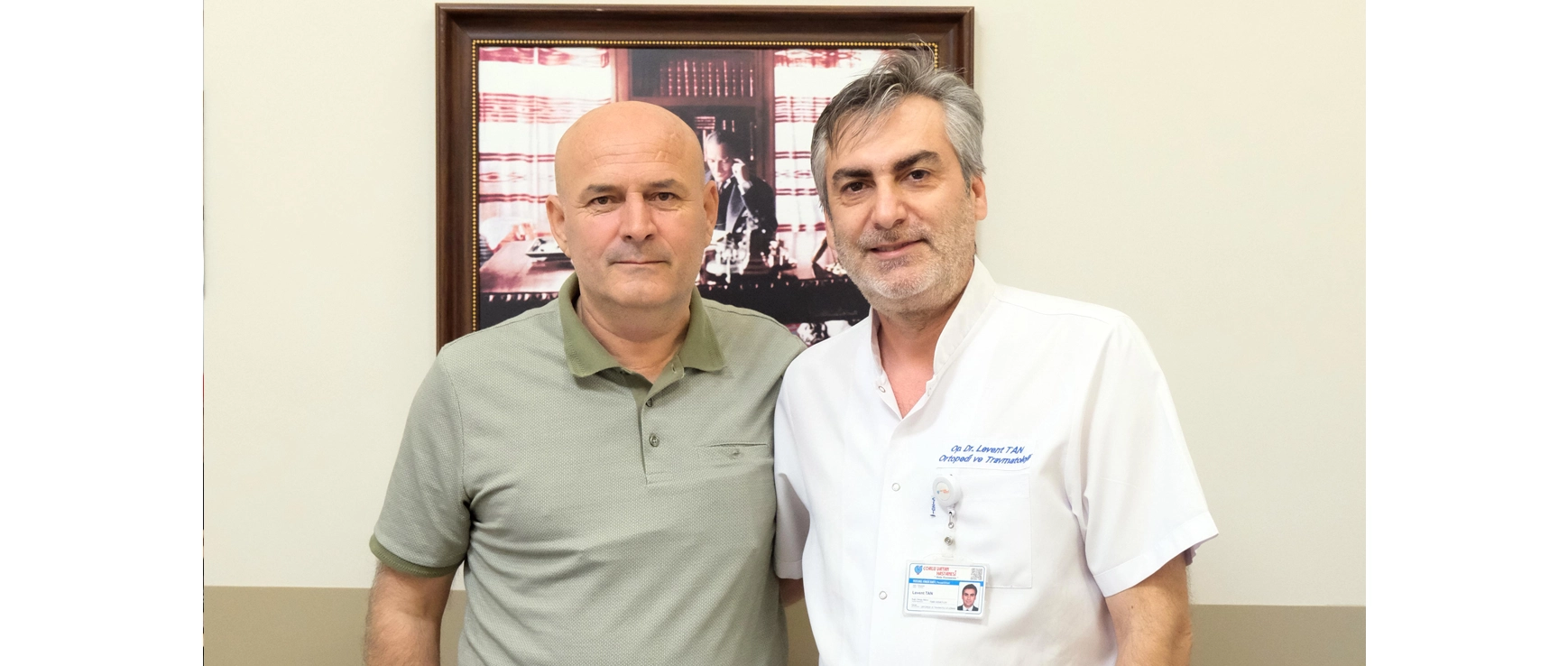 Hastamıza Robotik Cerrahi ile Patellafemoral (diz kapağı eklemi) ve Unicompartmantal (kısmi diz protezi) Ameliyatları Yapıldı.
