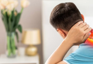 Boyun Fıtığı Neden Olur?