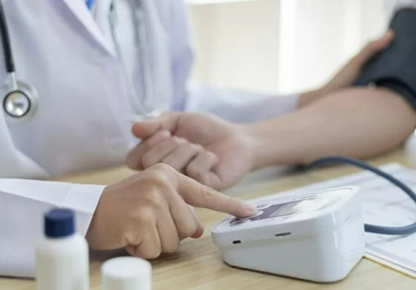 Yüksek Tansiyon: Kan Basıncınızı Kontrol Altında Tutmanın Önemi